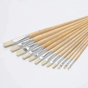 Pędzle szczeciniaki płaskie komplet 12 sztuk.